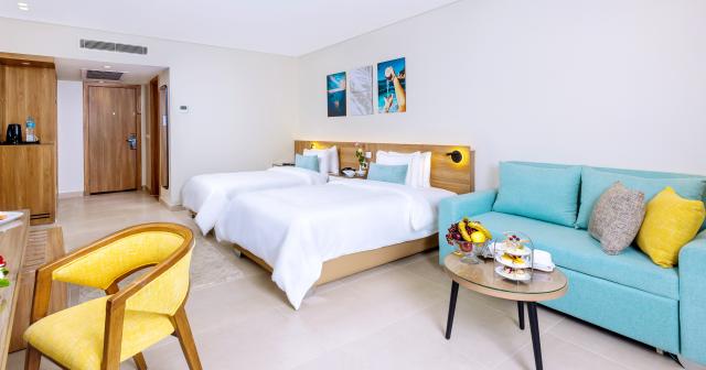 Amwaj-Oyoun-Resort-Casino-DELUXE-ROOM-02-2025