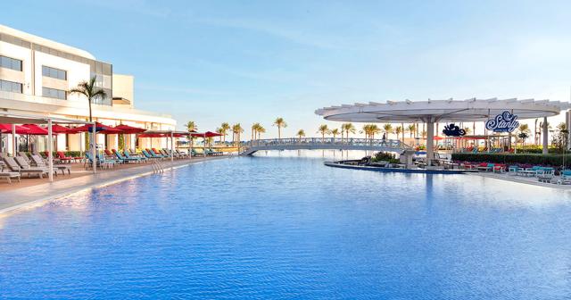 Regal-Heights-POOL-02