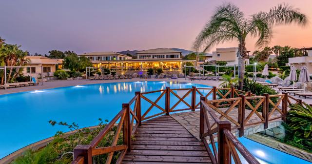 Natura Park Village