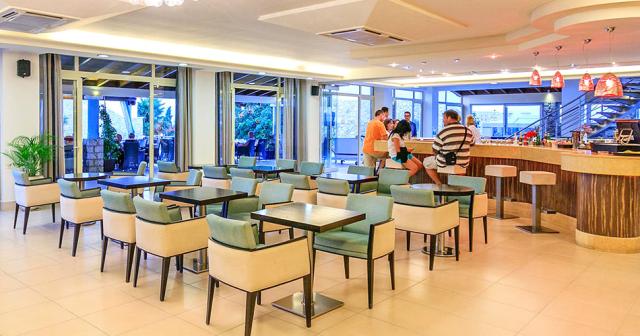 Natura-Village-Hotel-and-Spa-BAR