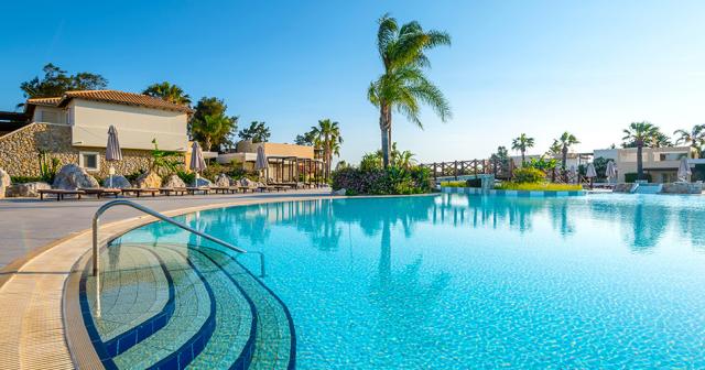 Natura-Village-Hotel-Spa-POOL-02-2023