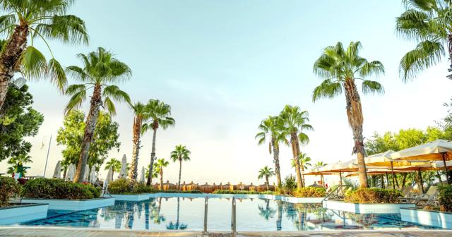 Ali-Bey-Resort-Sorgun-Heated-Pool-2025-01