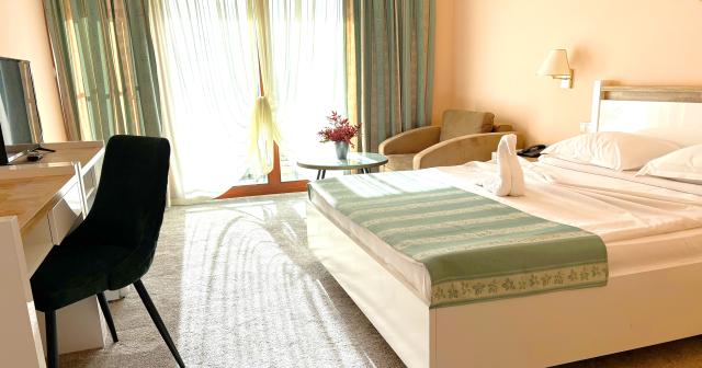 Holiday-Village-Duni-Resort-ROOM-2024
