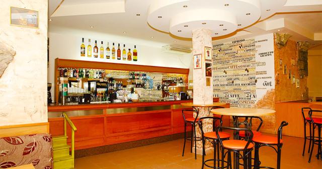 Holiday-Village-Duni-Resort-BAR