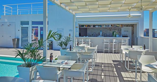 Bq-Aguamarina-Boutique-POOL-BAR