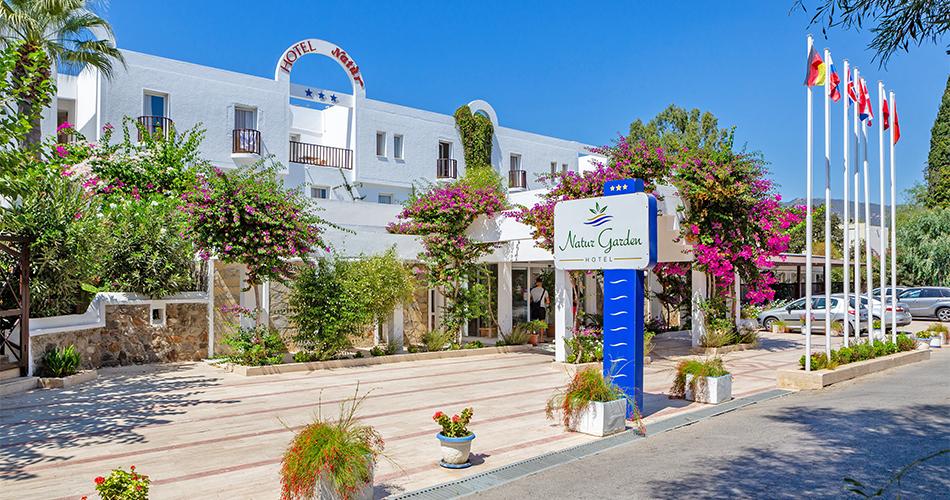 Natur-Garden-MAIN-ENTRANCE