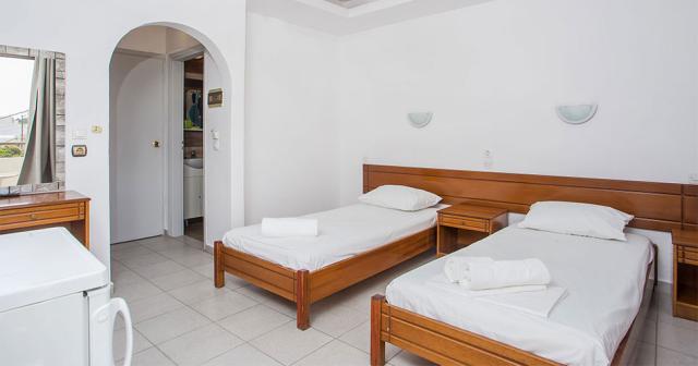 Nikos-BnB-Studios-ROOM-02