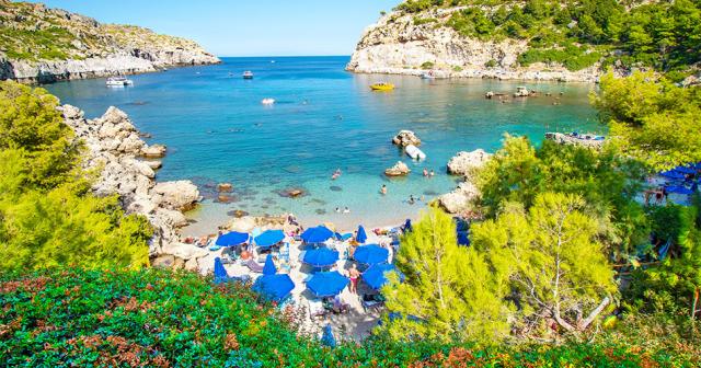 Nikos-BnB-Studios-BEACH-Anthony-Quinn