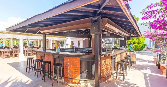 Bodrum-Seaside-Beach-Club-BAR