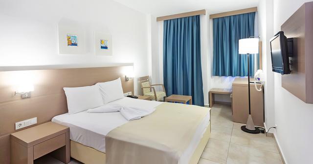 Bodrum-Seaside-Beach-Club-ROOM-01