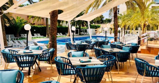 Bordoy-Cosmopolitan-POOL-RESTAURANT2025
