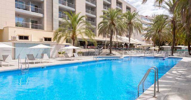 Bordoy-Cosmopolitan-POOL