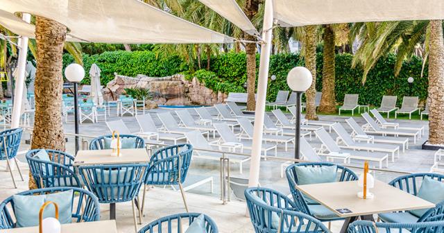 Bordoy-Cosmopolitan-RESTAURANT-OUTSIDE