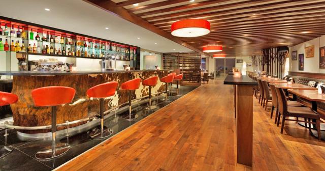 Wyndham-Dubai-Marina-BAR