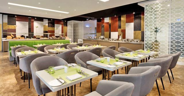 Wyndham-Dubai-Marina-RESTAURANT