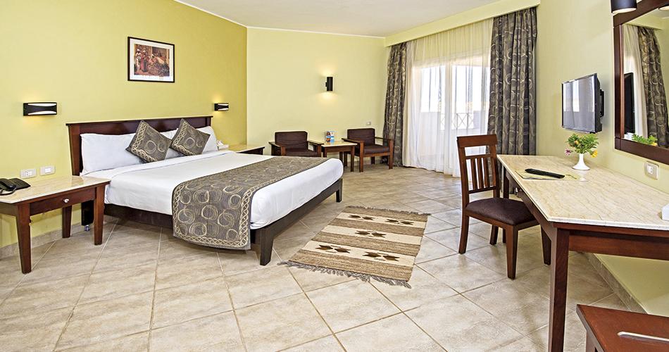 Royal-Tulip-Resort-and-Aquapark-SUPERIOR-ROOM