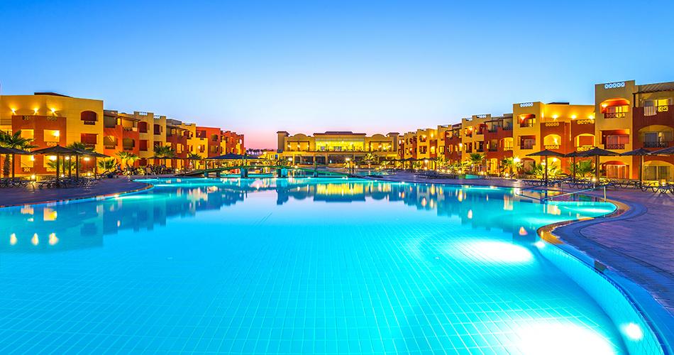 Royal-Tulip-Resort-POOL-2019
