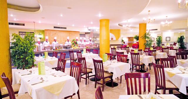 Flamenco-Beach-Resort-RESTAURANT
