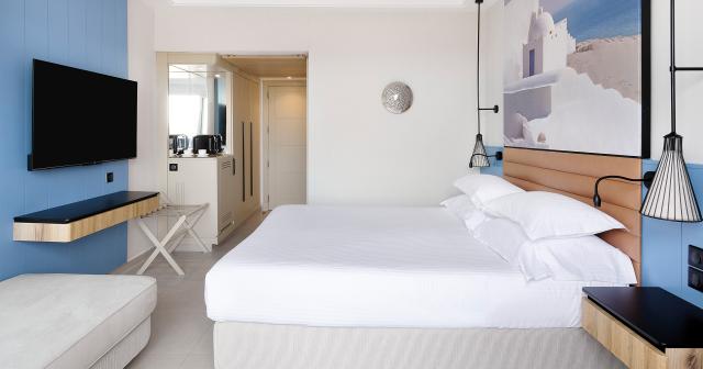 Iberostar-Waves-Mehari-2025-PREMIUM-ROOM-01