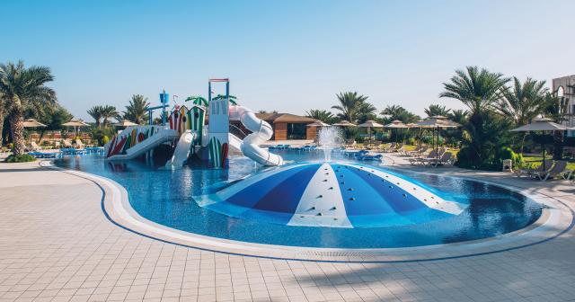 Iberostar-Waves-Mehari-2024-KIDS-POOL-02