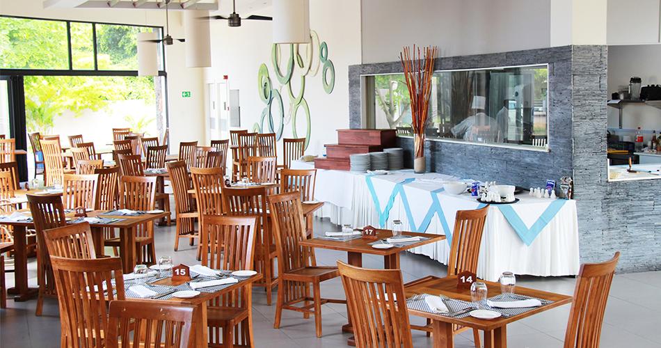Be-Cosy-Apart-Pool-Outdoor-Restaurant