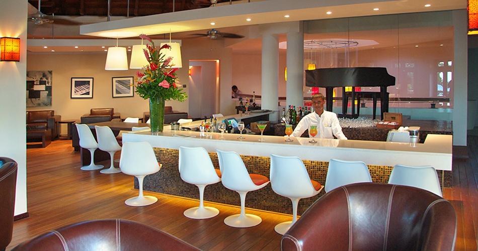 Le-Cardinal-Exclusive-Resort-PIANO-BAR-2