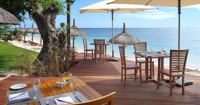 Le-Cardinal-Exclusive-Resort-BEACH-RESTAURANT-2