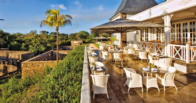 Maritim-Resort-and-Spa-Mauritius-OUTDOOR-SITTING