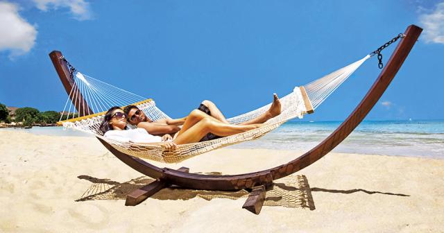 Maritim-Resort-and-Spa-Mauritius-BEACH