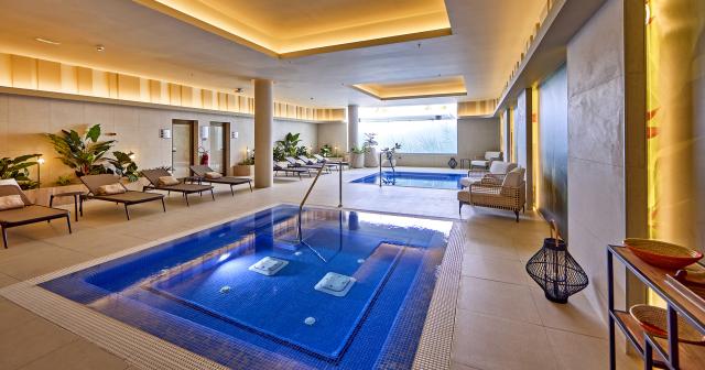 Riu-Palace-Mauritius-INDOOR-POOL