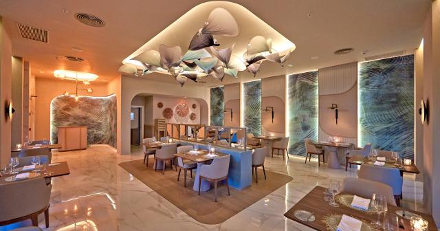 Riu-Palace-Mauritius-KRYSTAL-RESTAURANT