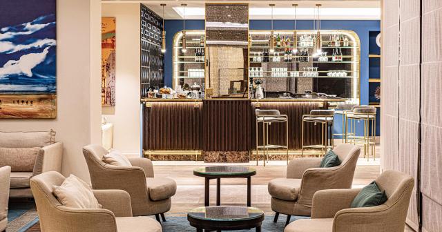 The-Cove-Rotana-Resort-BAR-2025-01