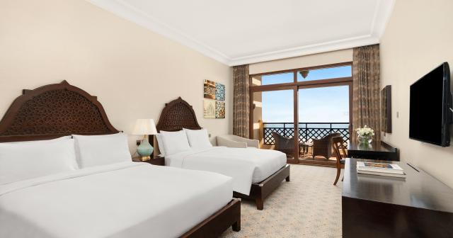 Rixos-Al-Mairid-Ras-Al-Khaimah-2025-FAMILY-ROOM-02