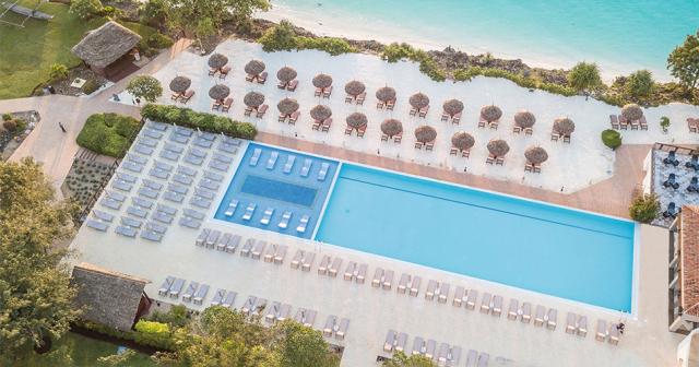Riu-Palace-Zanzibar-POOL-OVERVIEW