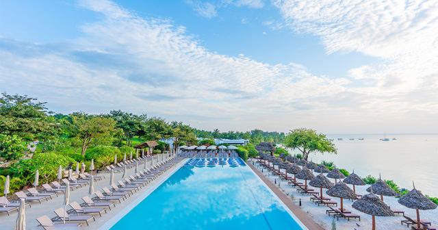 Riu-Palace-Zanzibar-POOL-01