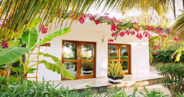 White-Paradise-Boutique-Resort-HOTEL