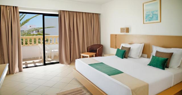 Blumar-Resort-and-Spa-ROOM-2025-01
