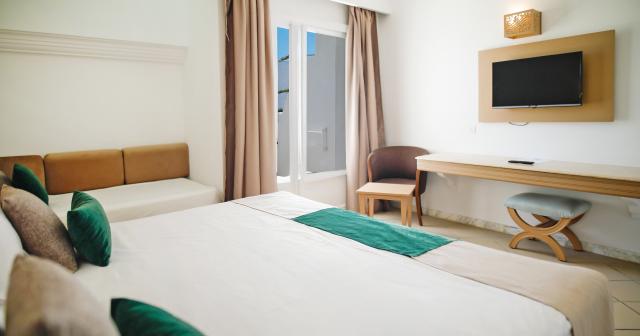 Blumar-Resort-and-Spa-ROOM-2025-02