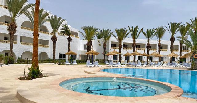 Blumar-Resort-Spa-POOL-04
