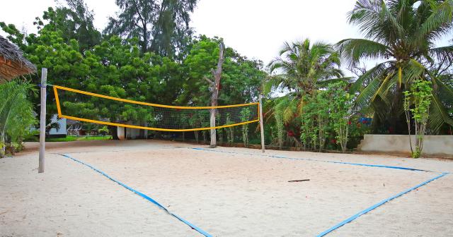 Smiles-Beach-SPORTS-01