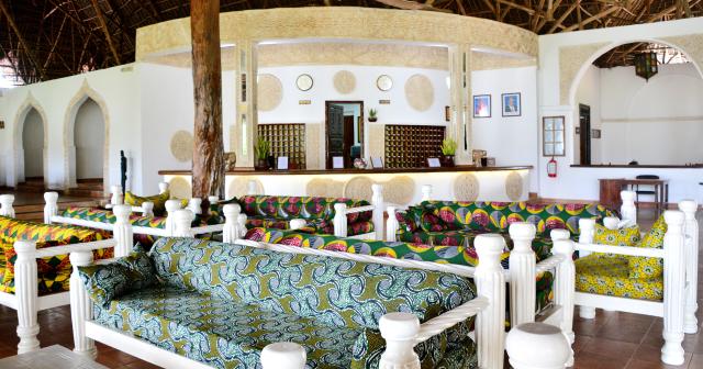 Voi-Kiwengwa-Resort-LOBBY-02