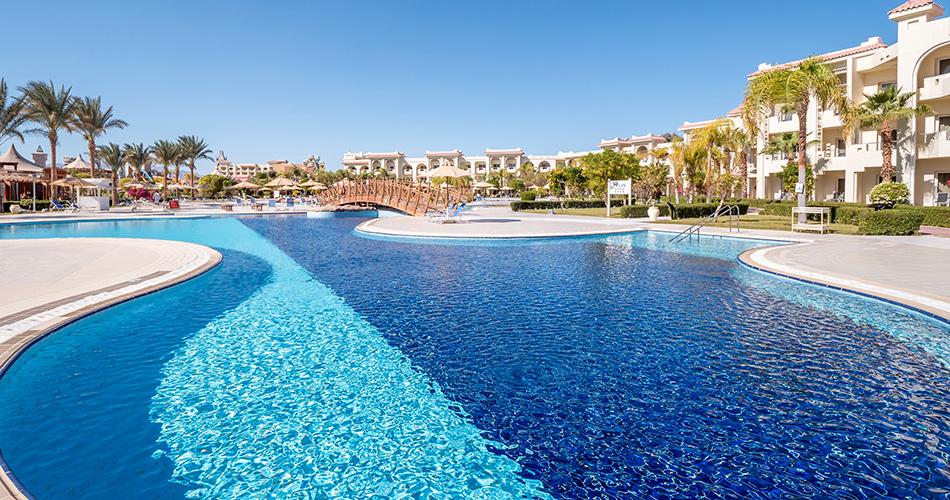 Fun-City-Resort-and-Aquapark-POOL-2022-02