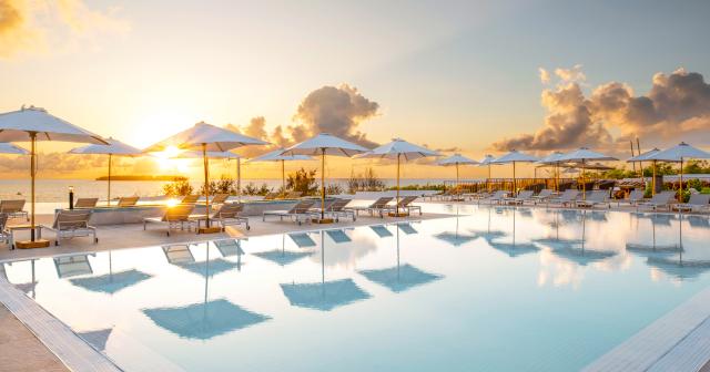 The-Mora-Zanzibar-POOL-SUNSET