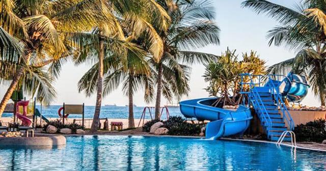 Hilton-Salalah-POOL-01