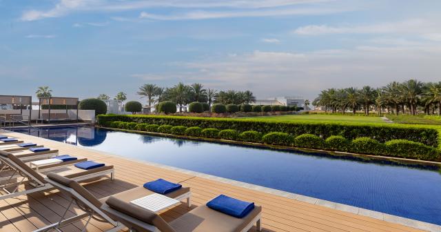 Intercontinental-Fujairah-Resort-POOL-03