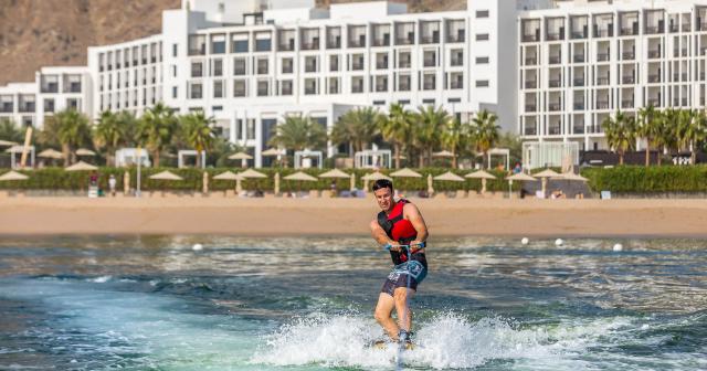 Intercontinental-Fujairah-Resort-WATERSPORTS