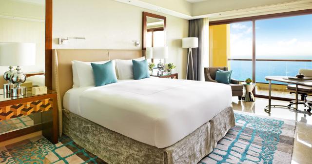 Fairmont-Ajman-ROOM-01