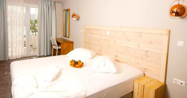 Anthemis-Hotel-Apartments-ROOM