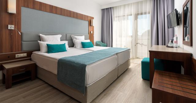 Alua-Helios-Bay-DB-ROOM-JR-01
