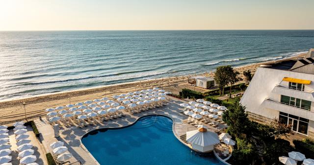 Alua-Sun-Helios-Beach-AERIALVIEW-02